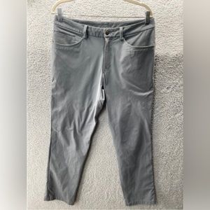 Lululemon Commission Classic Fit Pant